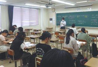 進学数学・進学国語・進学英語・進学情報